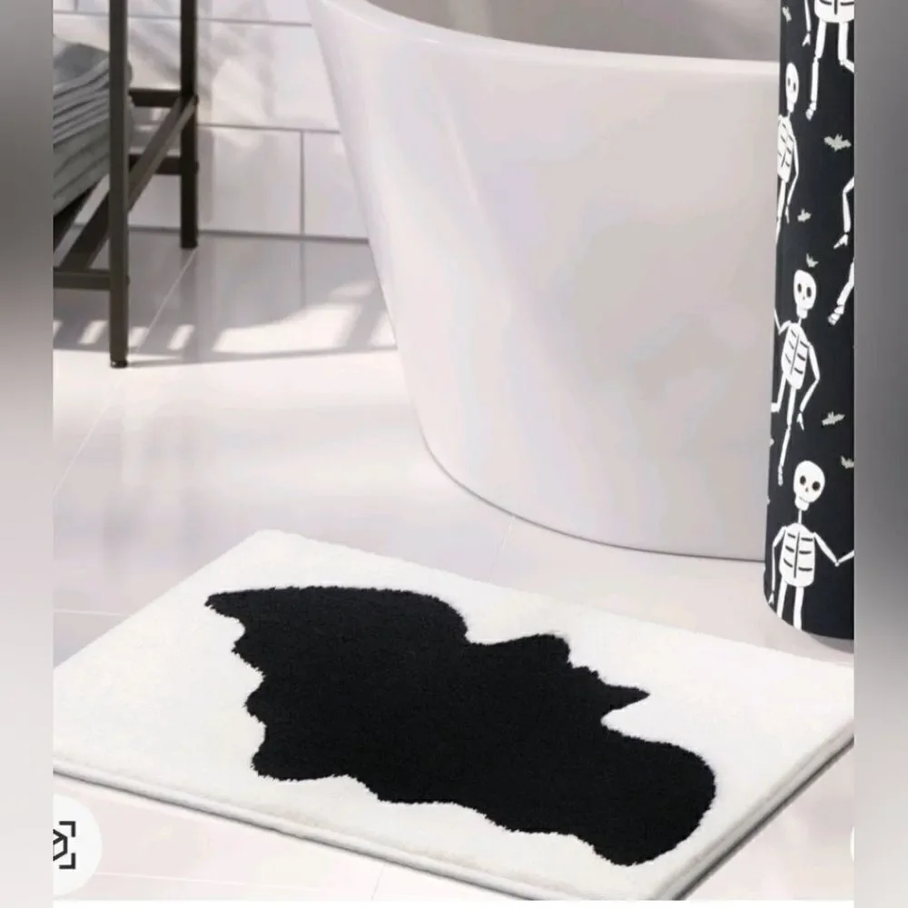 New Halloween Bat Bath Rug - Hyde & EEK! 17